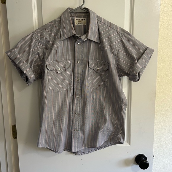 Short Sleeve Pearl Snap - Picture 1 of 3